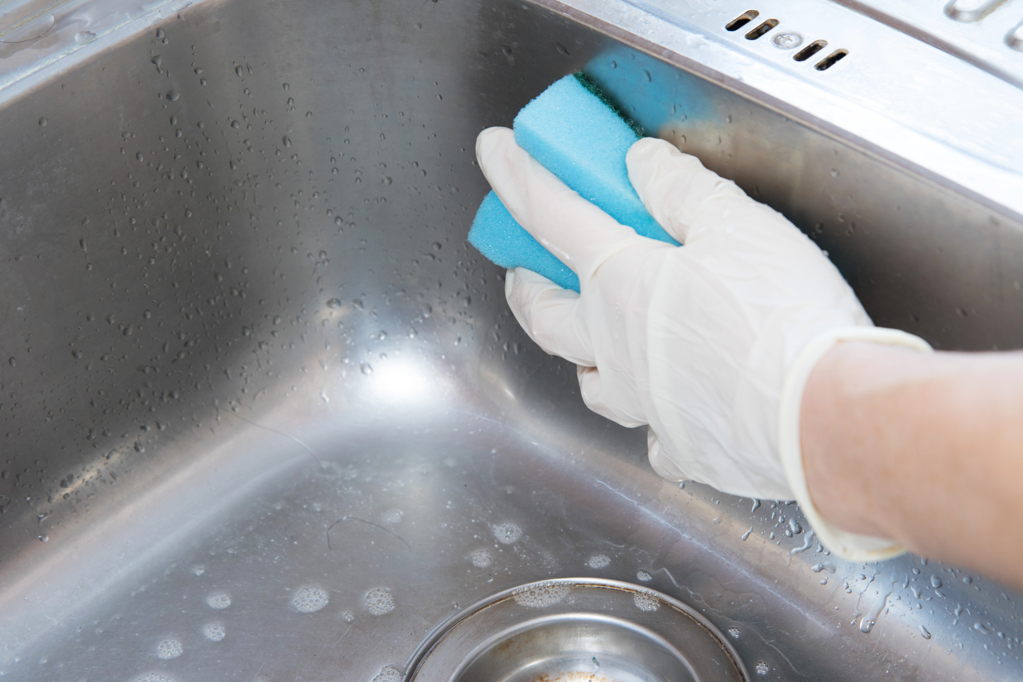 How to Clean Your Faucet Surfaces